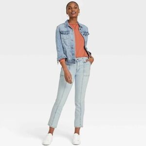 Universal Thread Light Wash High Rise Slim Straight Leg Jeans